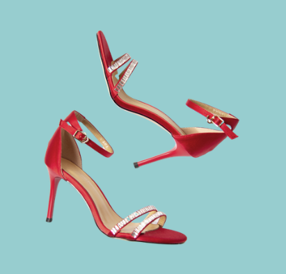 Red heels for Beige Saree